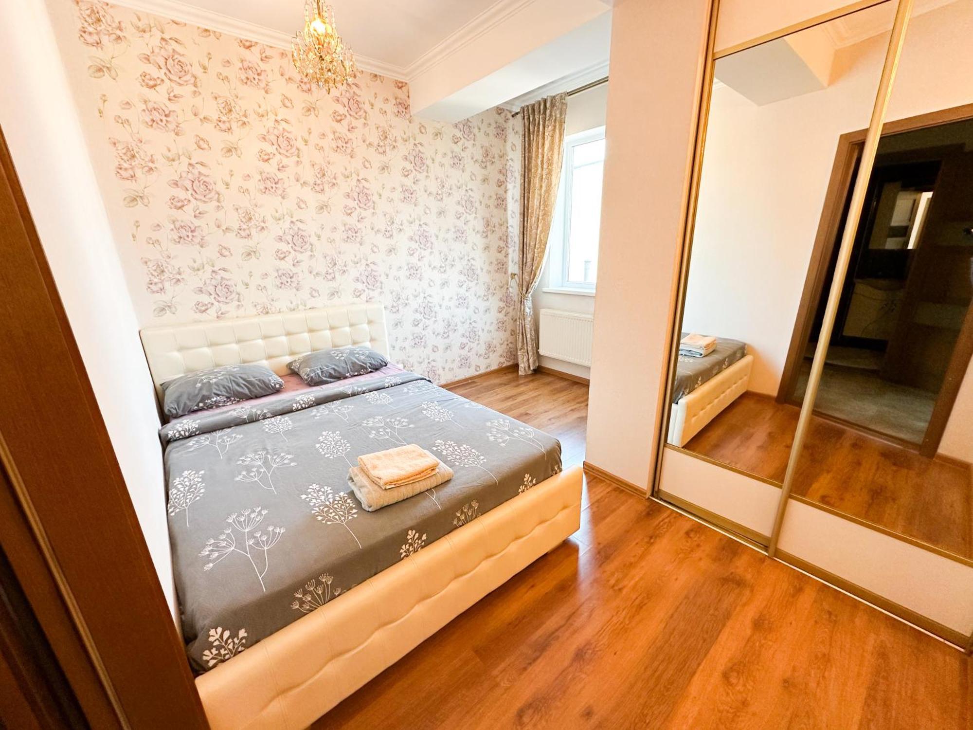 Bright & Quiet 2room In Center * Chişinău